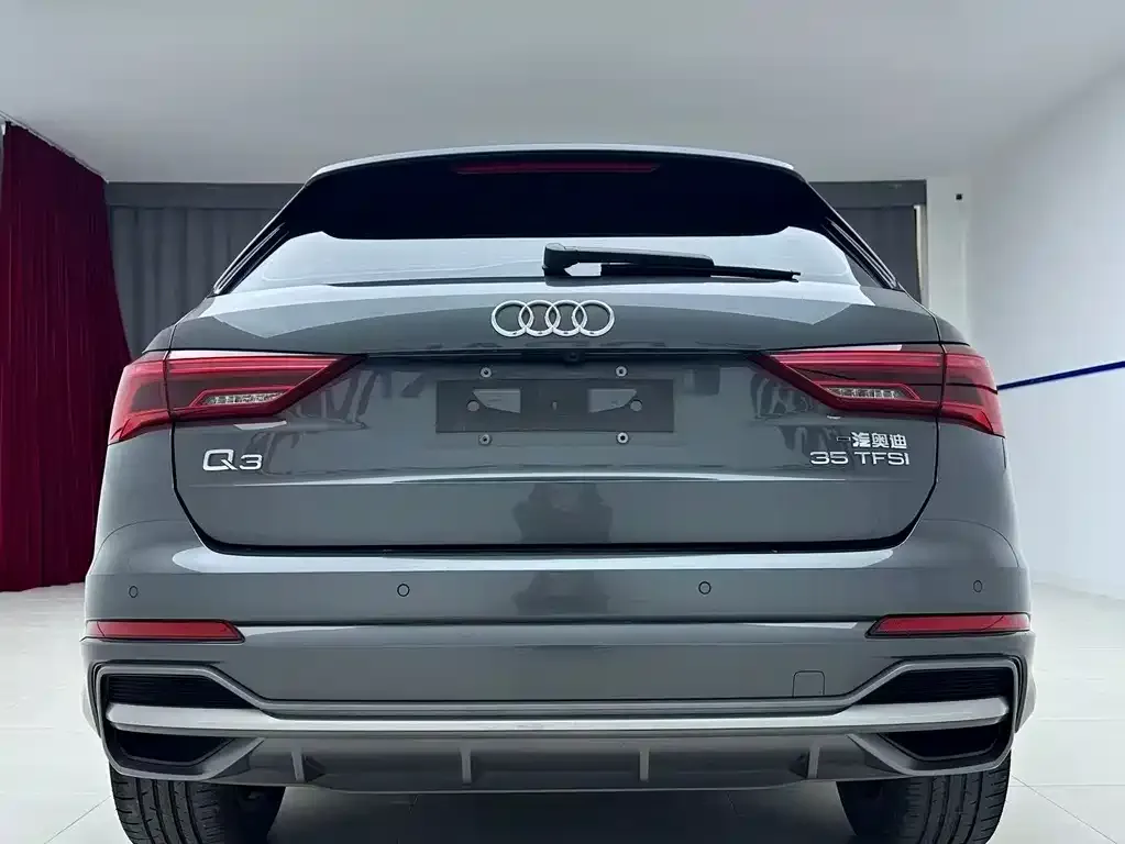 Audi Q3 — фото 6