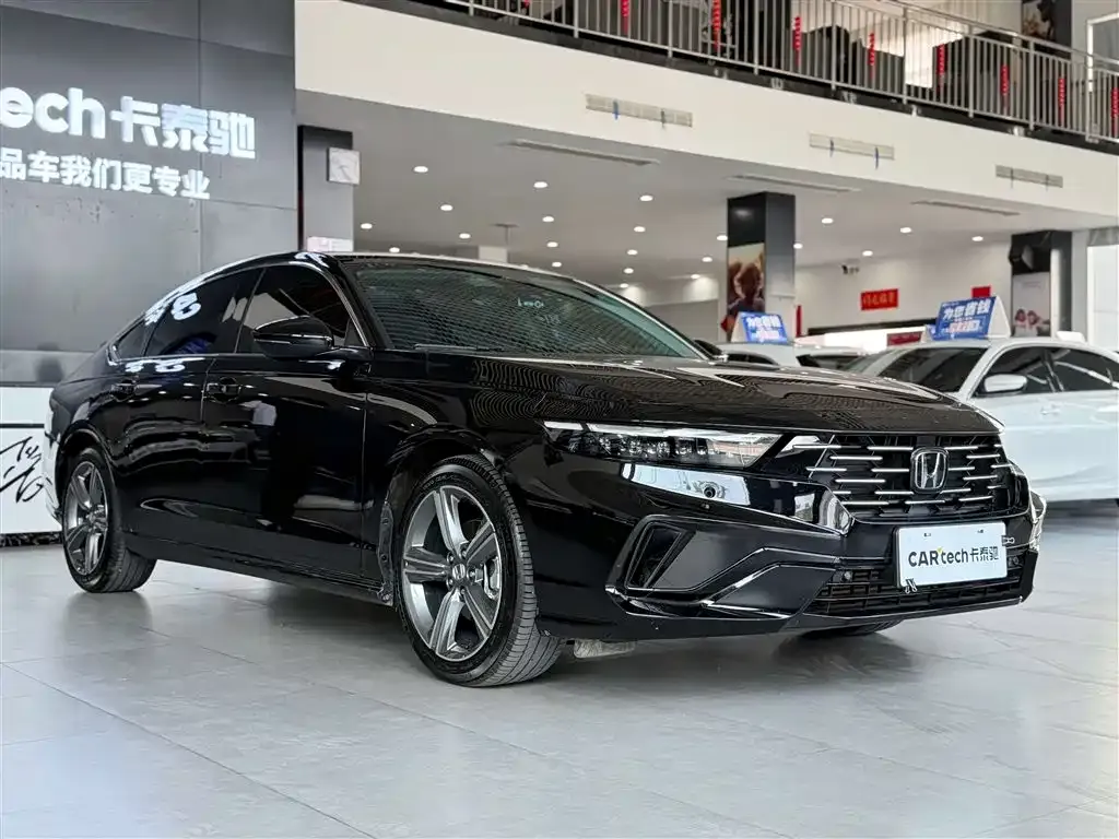 Honda Accord — фото 3