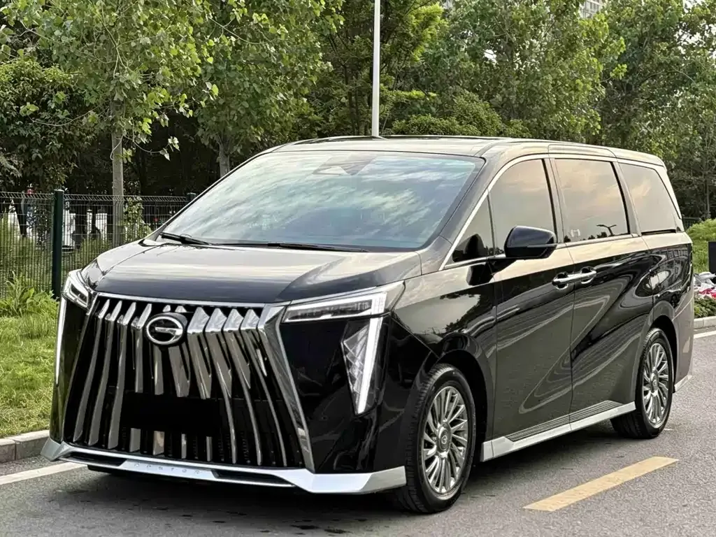 GAC Motor Trumpchi M8 — фото 1
