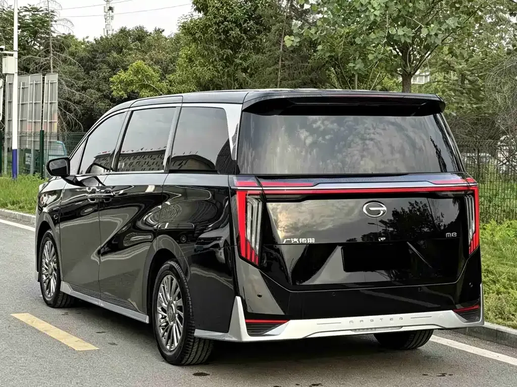 GAC Motor Trumpchi M8 — фото 10