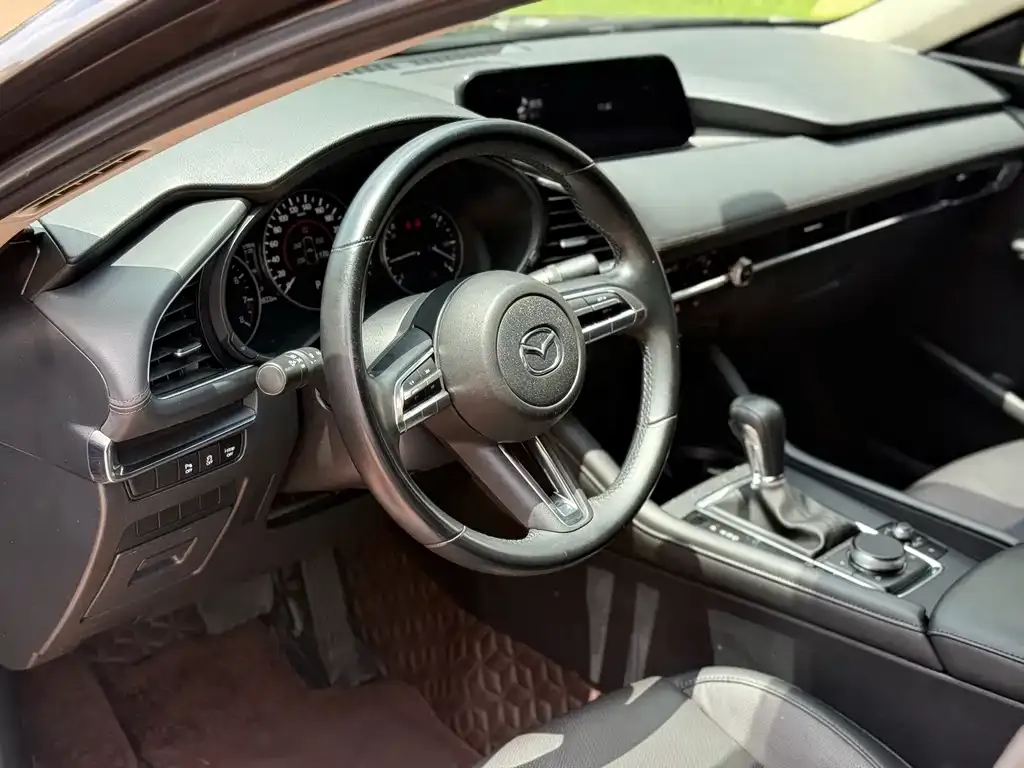 Mazda 3 Axela 2021 из CN, фото 8