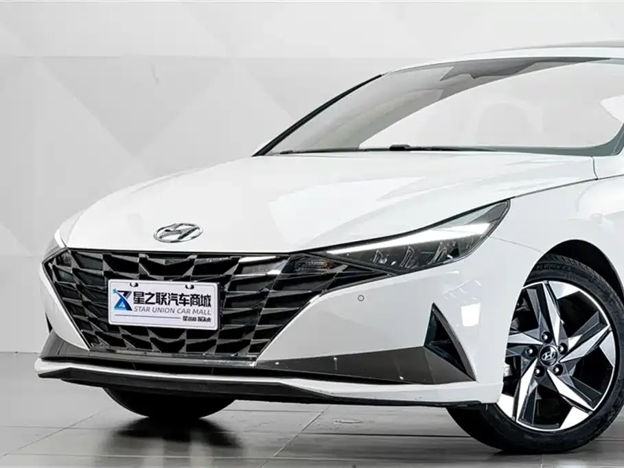 Hyundai Elantra 2022 из CN, фото 10