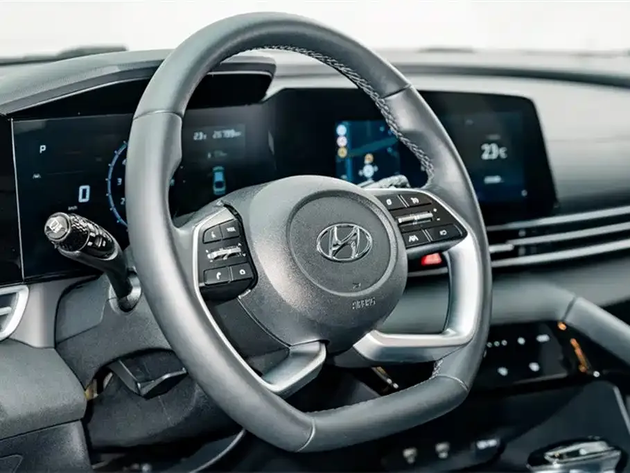 Hyundai Elantra 2022 из CN, фото 7