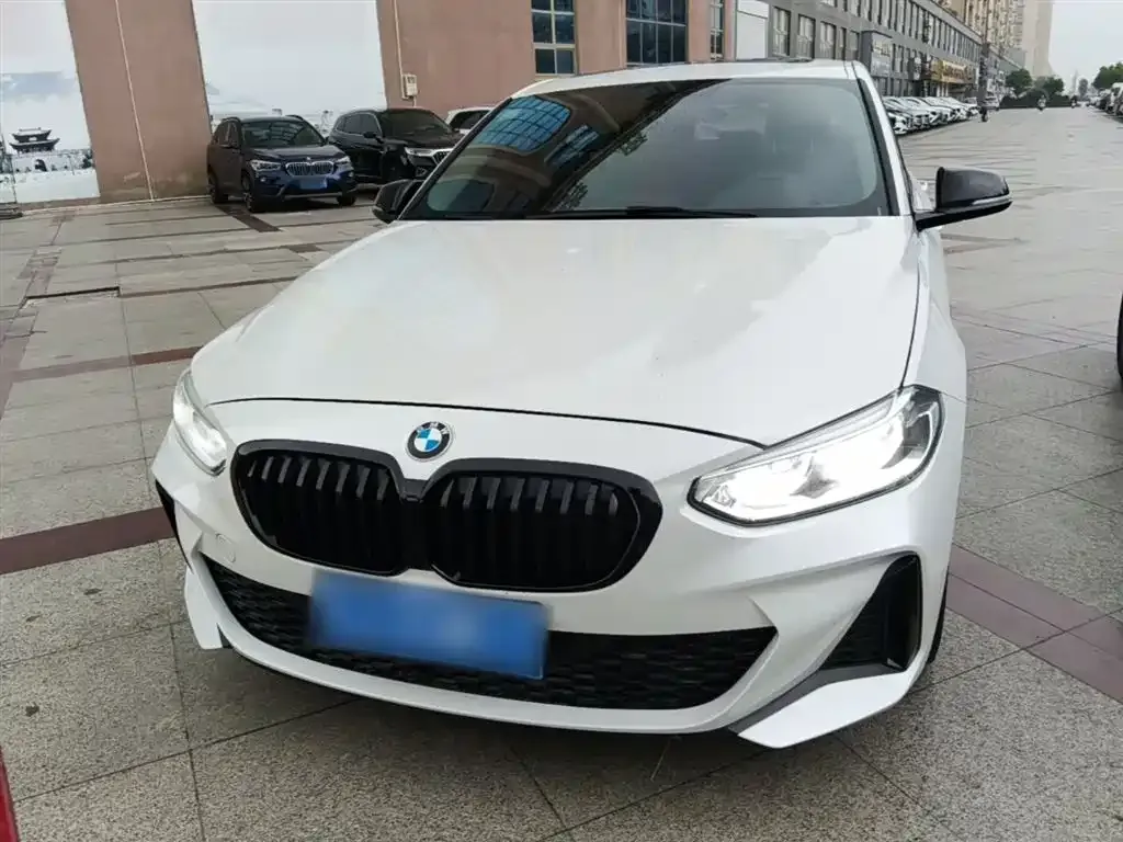 BMW 1 Series 2021 из CN, фото 9