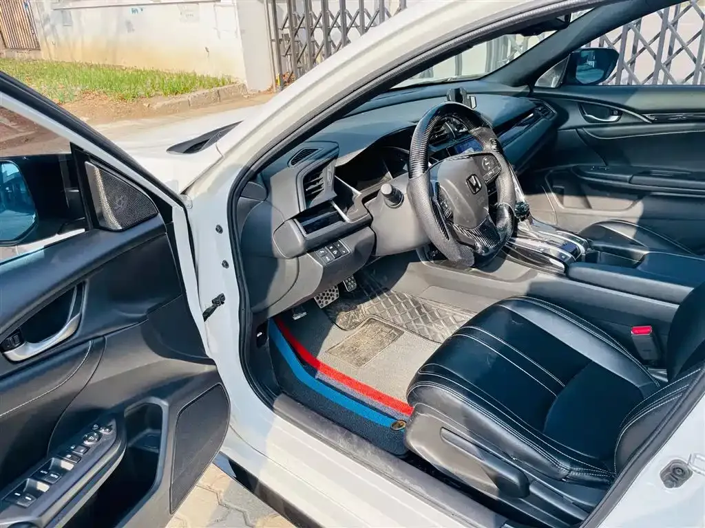 Honda Civic — фото 3