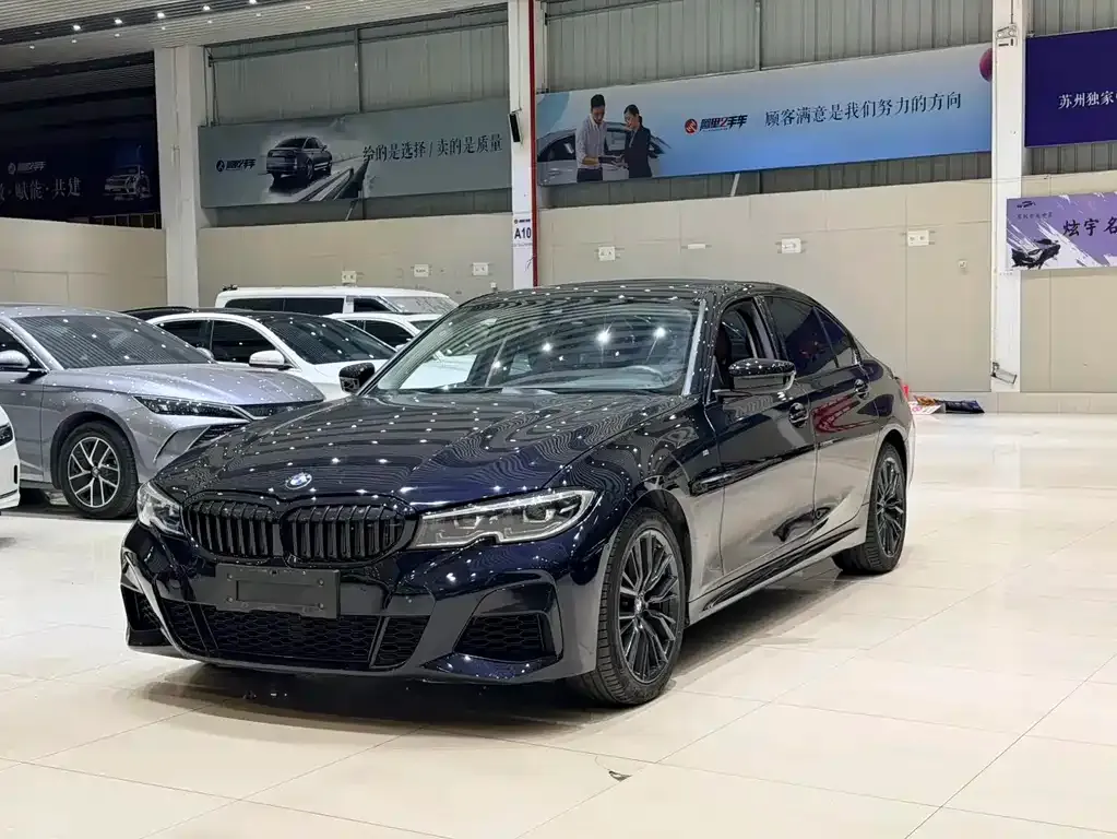 BMW 3 Series — фото 1