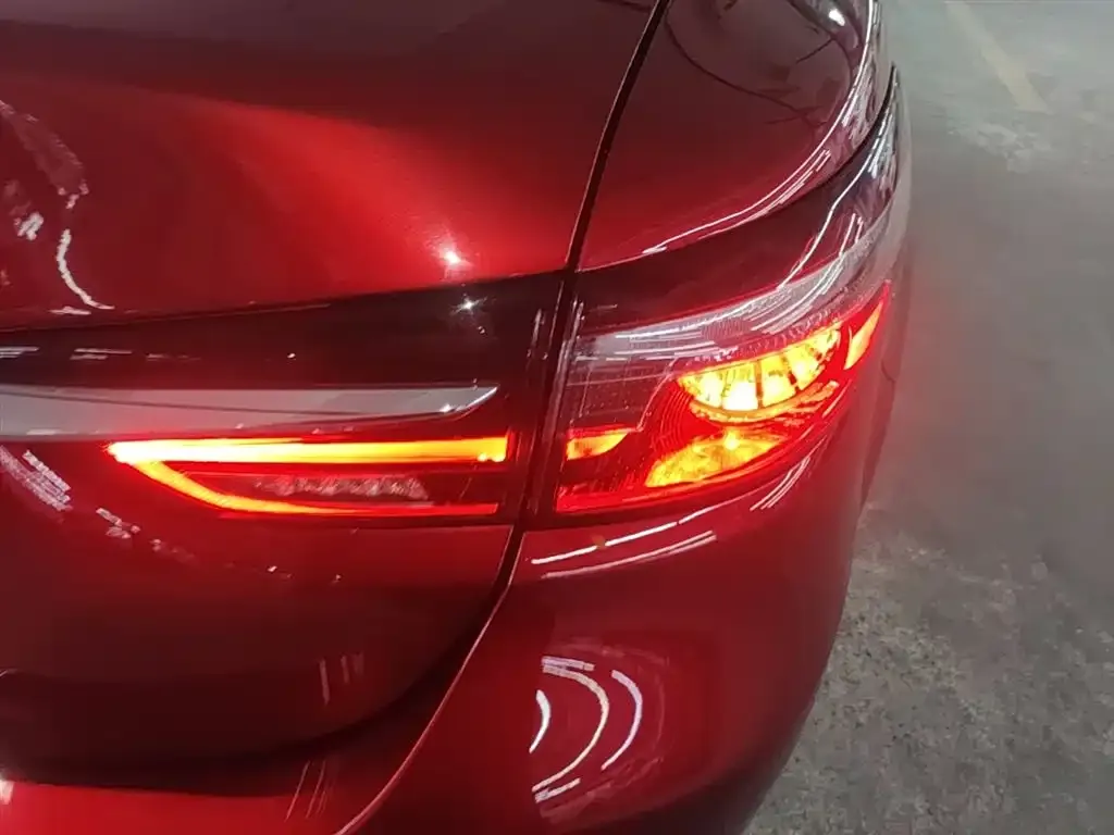 Mazda Atenza — фото 2