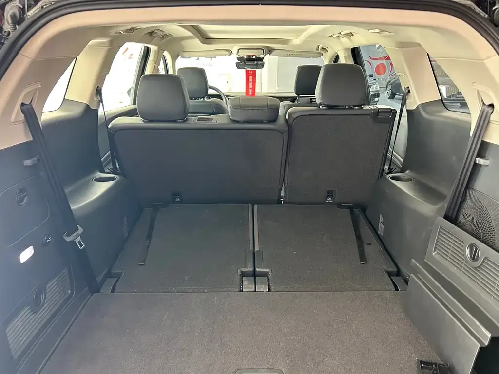 Hongqi HS7 PHEV 2024 из CN, фото 2