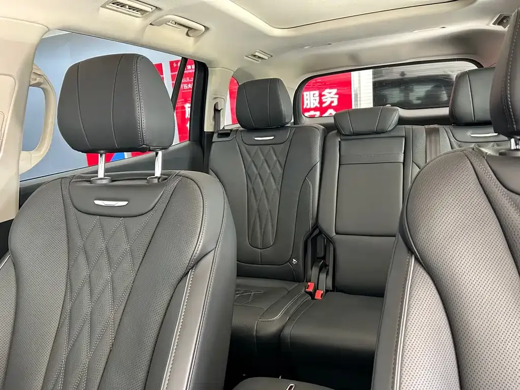 Hongqi HS7 PHEV 2024 из CN, фото 9