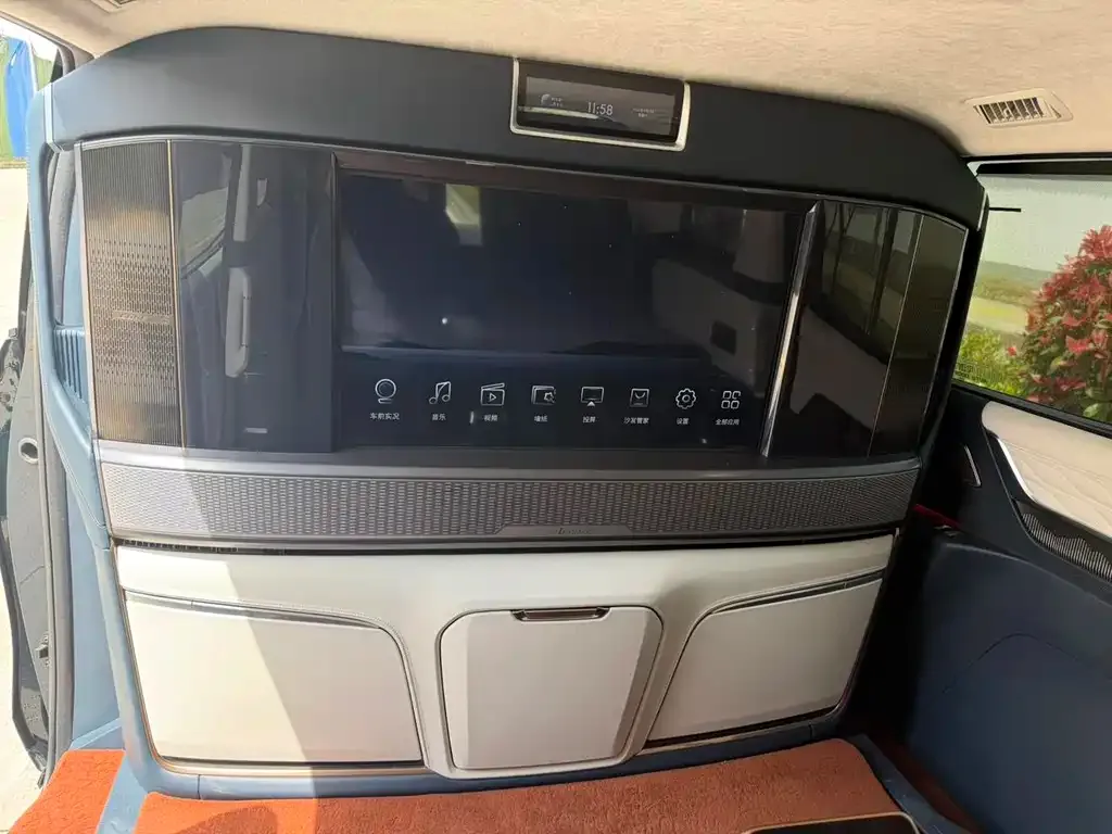 Buick Century 2023 из CN, фото 7