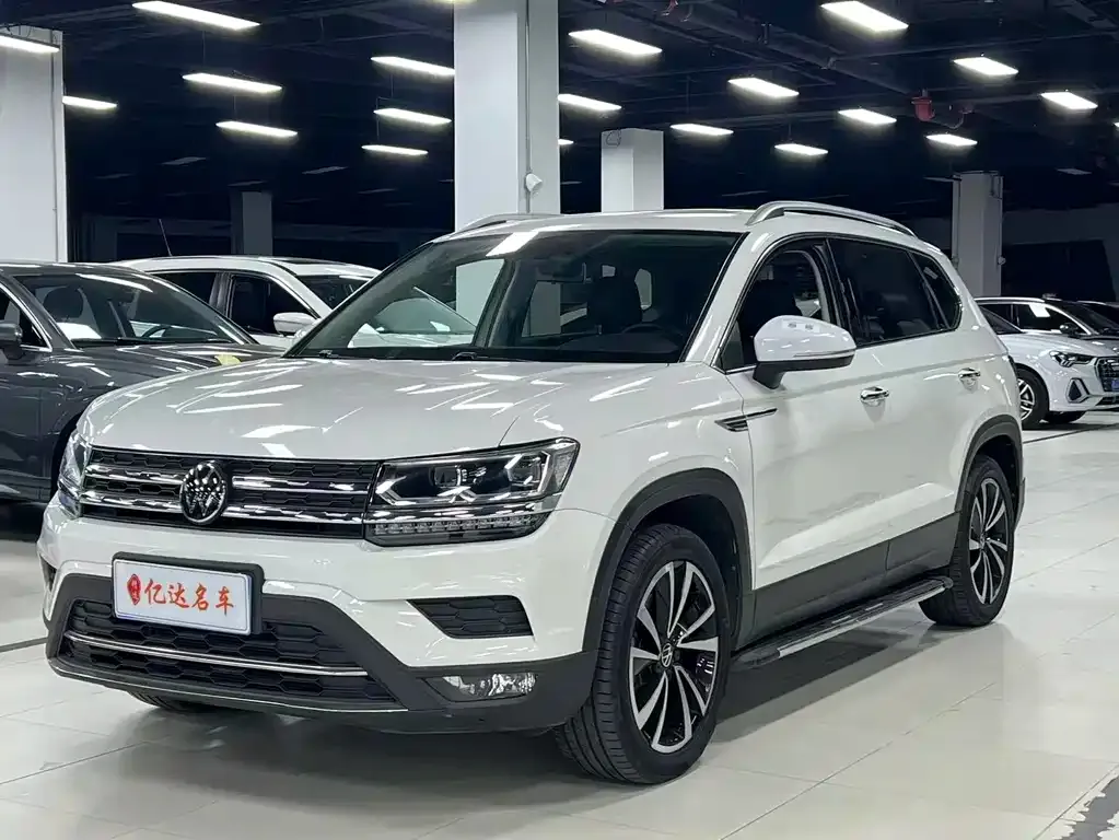 Volkswagen Tharu — фото 1