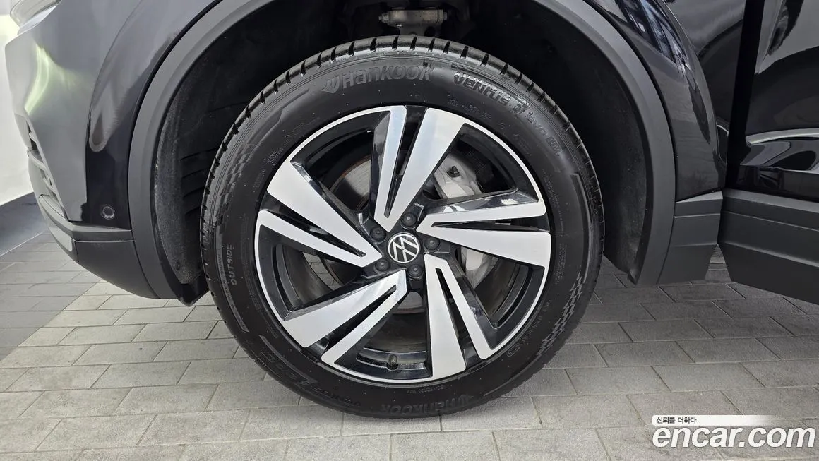 Volkswagen Touareg 2021 из KR, фото 9