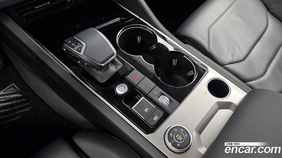 Volkswagen Touareg 2021 из KR, фото 10
