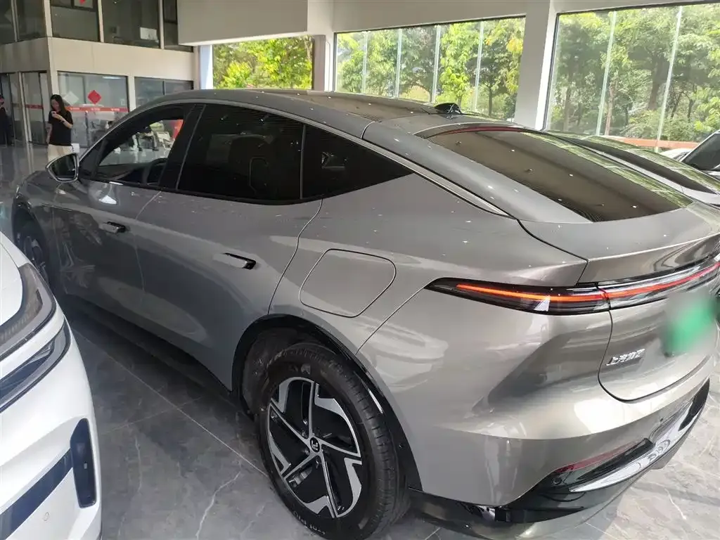 Roewe Feifan R7 2025 из CN, фото 8