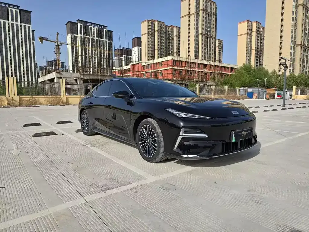 Geely Galaxy Xingyao 8 2025 из CN, фото 9