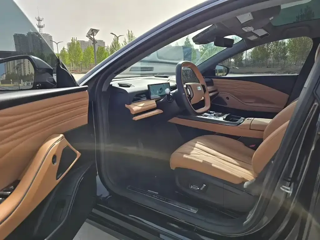 Geely Galaxy Xingyao 8 2025 из CN, фото 7