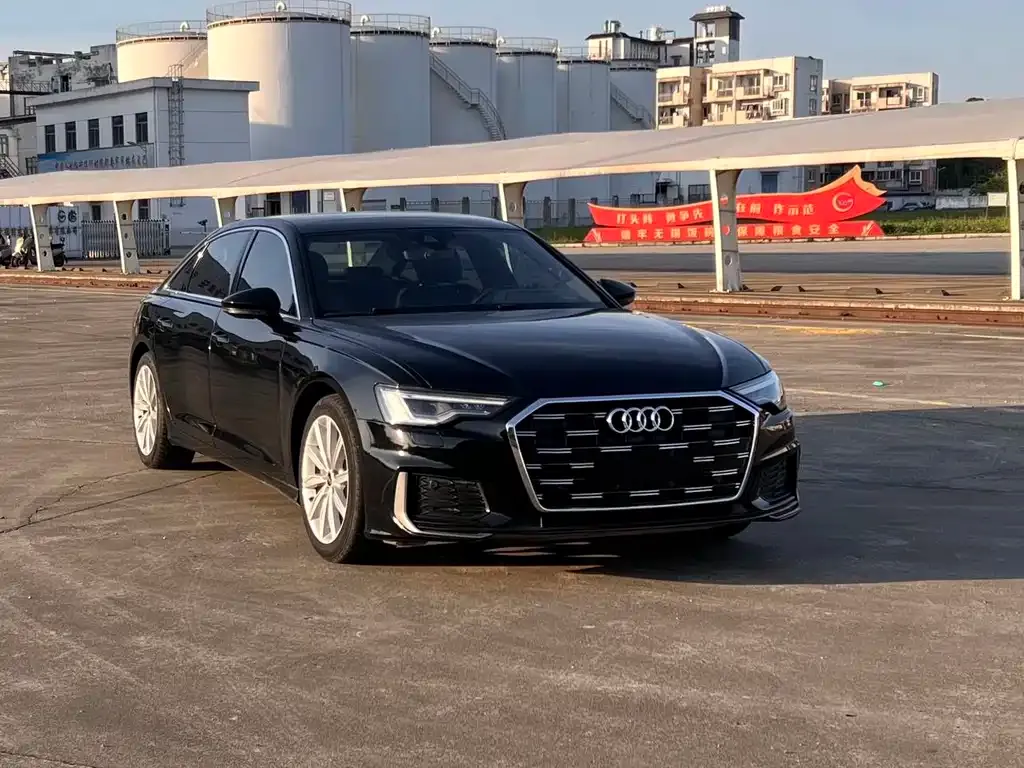 Audi A6L — фото 8