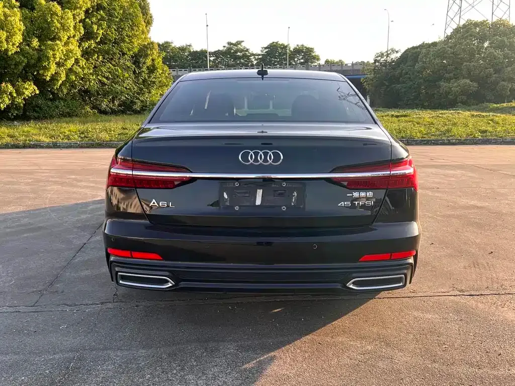Audi A6L — фото 4