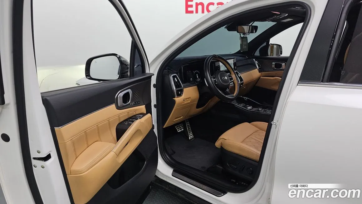 Kia Sorento — фото 6