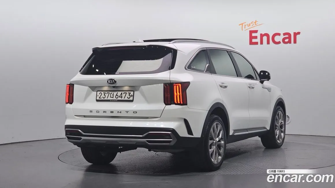 Kia Sorento — фото 3