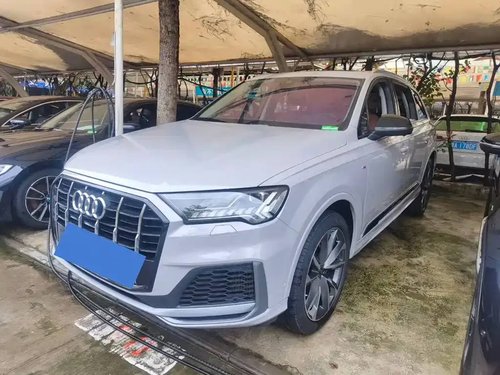 Audi Q7 — фото 4