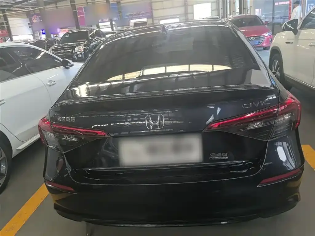 Honda Civic — фото 5