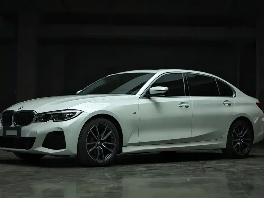 BMW 3 Series — фото 1