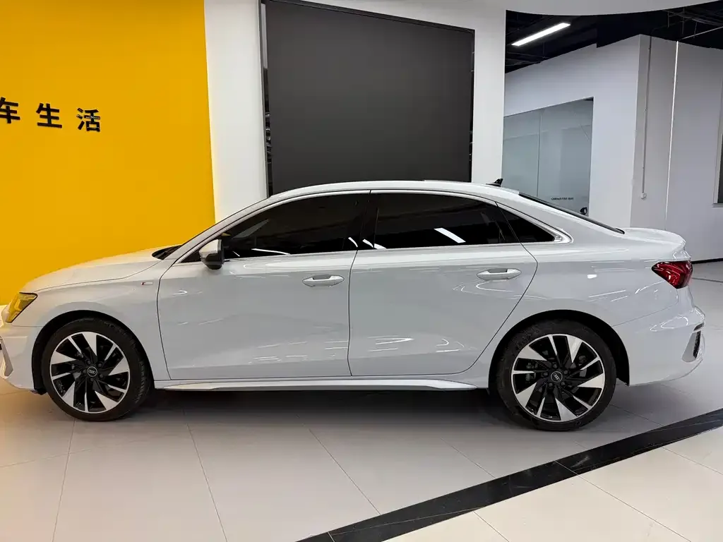 Audi A3 — фото 4
