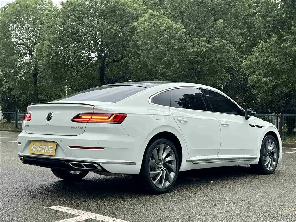 Volkswagen CC — фото 8