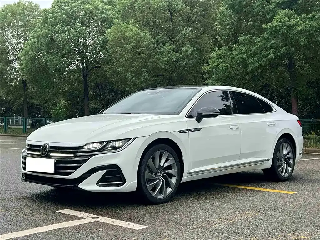 Volkswagen CC — фото 10