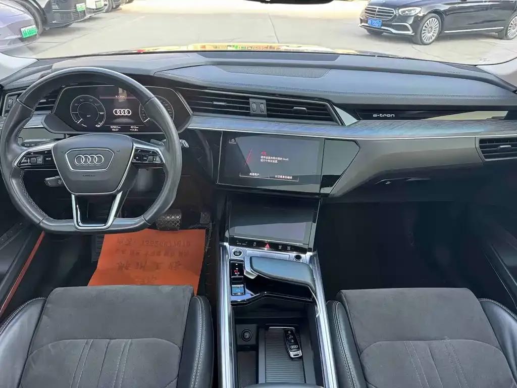 Audi e-tron 2022 из CN, фото 5
