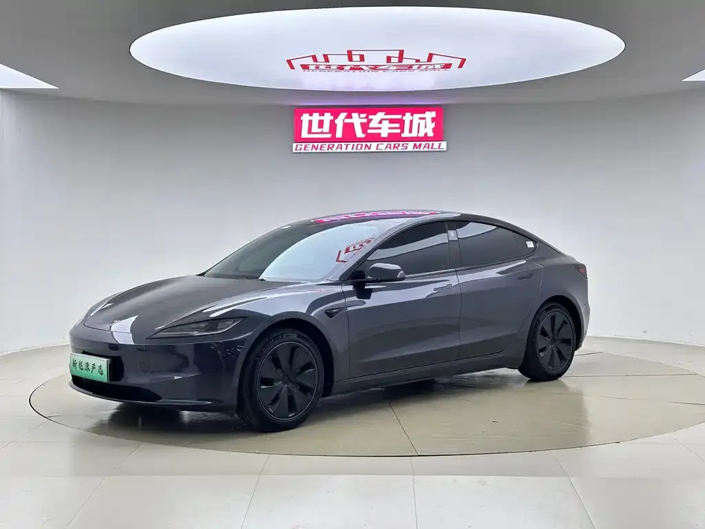 Tesla Model 3 — фото 1