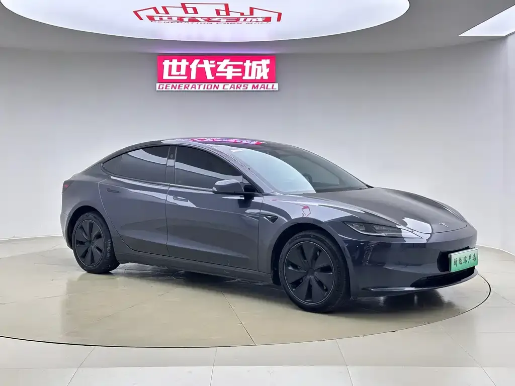 Tesla Model 3 — фото 4