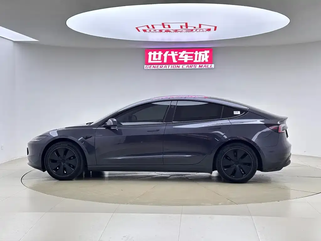 Tesla Model 3 — фото 7