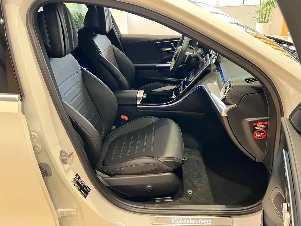 Mercedes-Benz C-Class 2023 из CN, фото 5