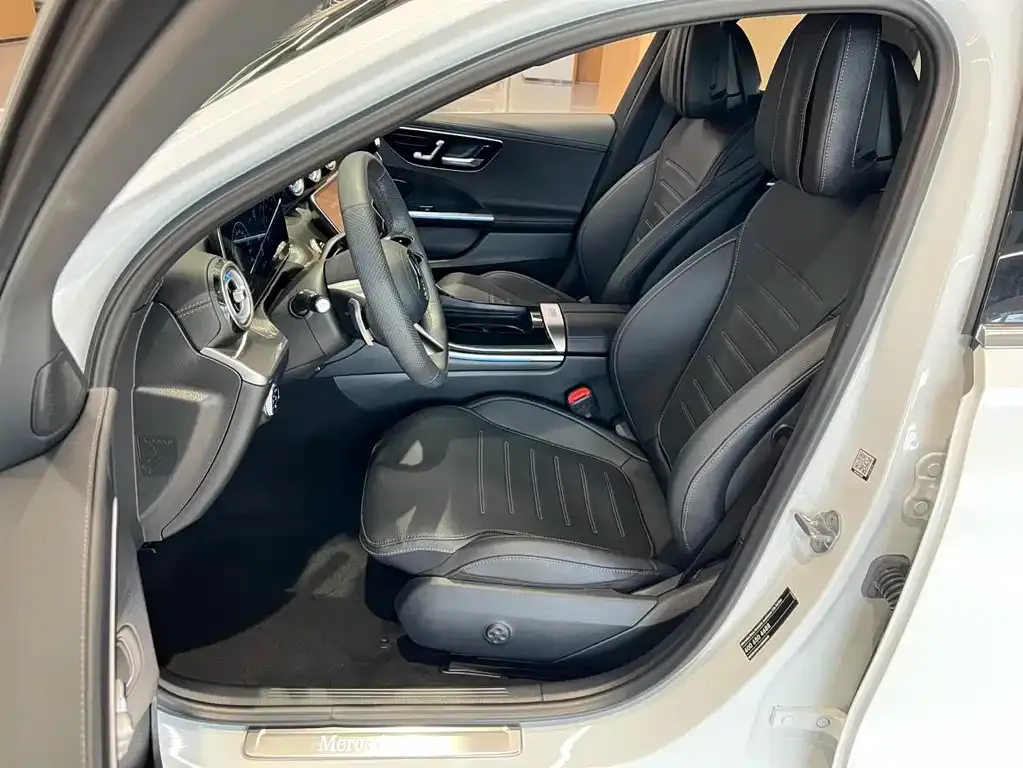 Mercedes-Benz C-Class 2023 из CN, фото 7