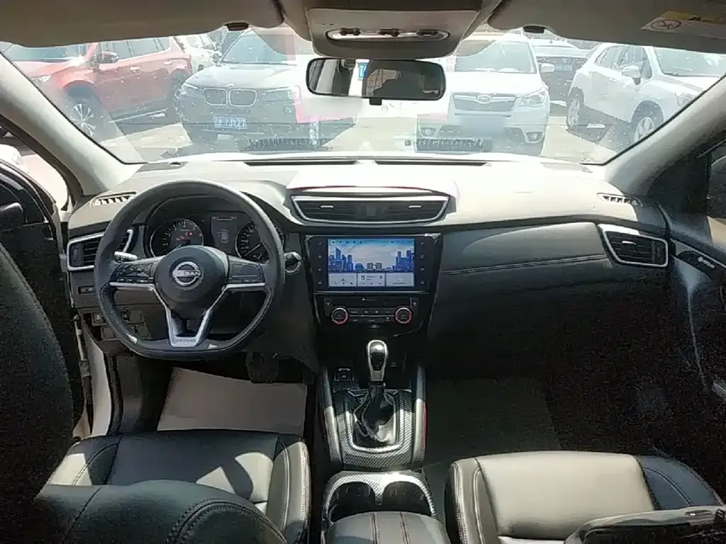 Nissan Qashqai — фото 2