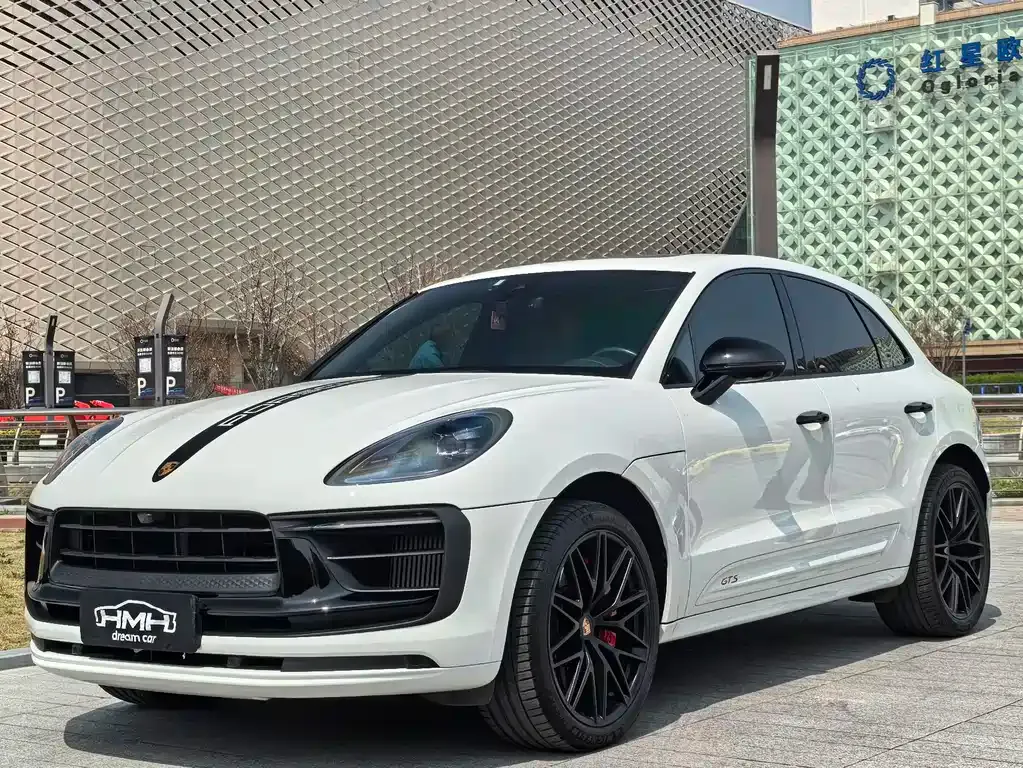 Porsche Macan — фото 1