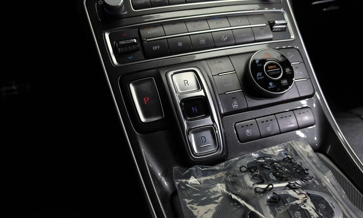 Hyundai Santafe — фото 8