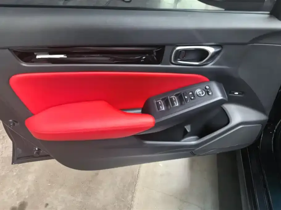Honda Civic 2022 из CN, фото 2