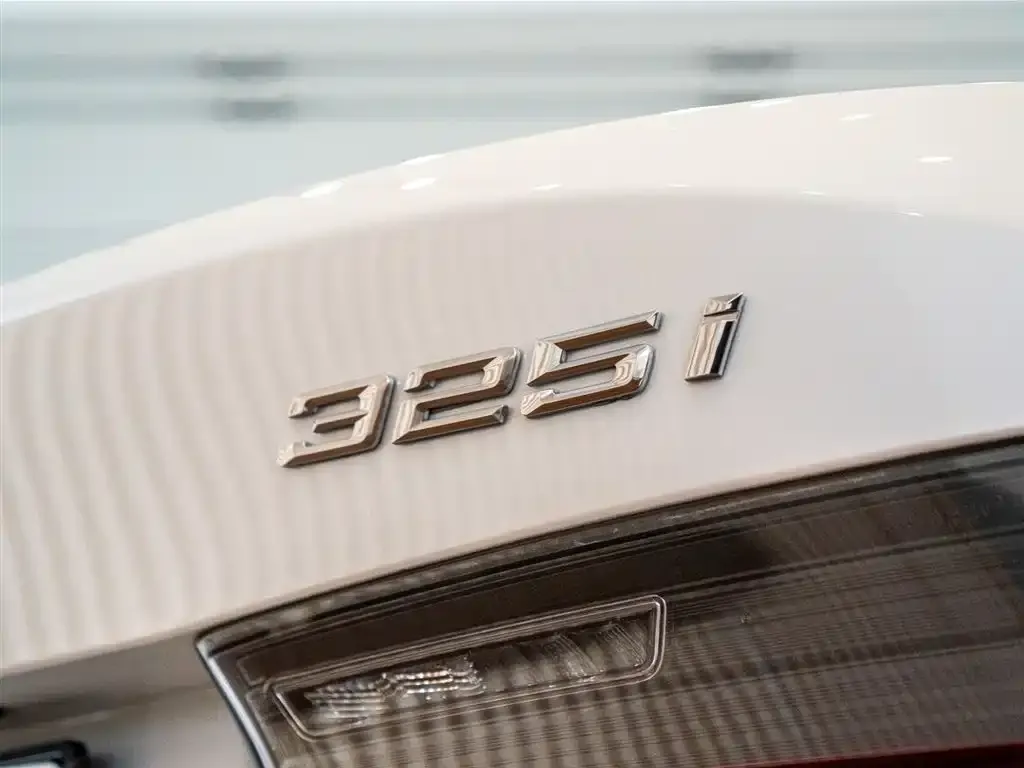 BMW 3 Series — фото 7