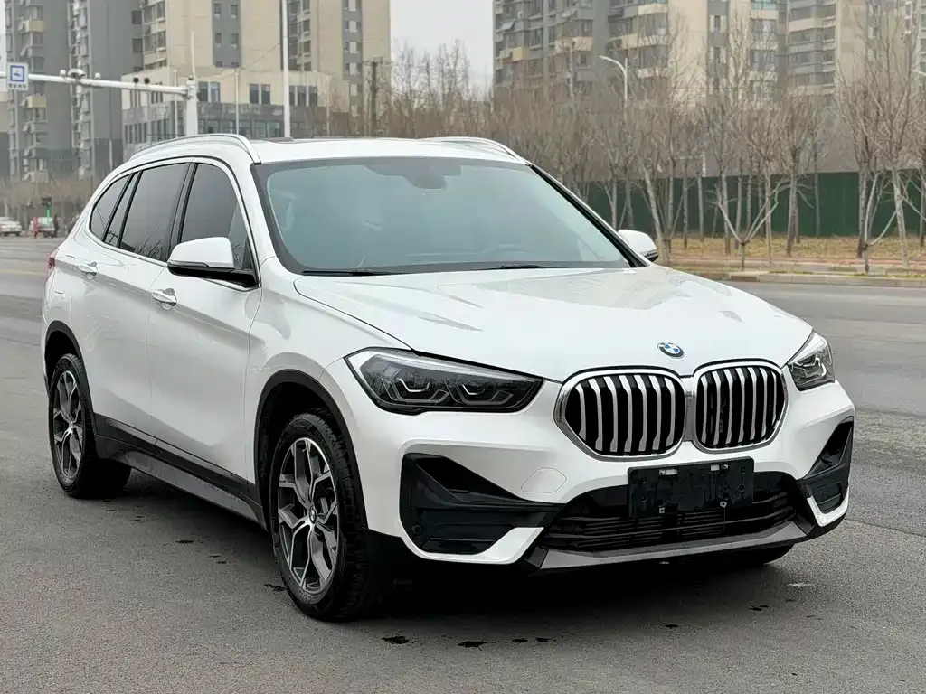 BMW X1 — фото 3