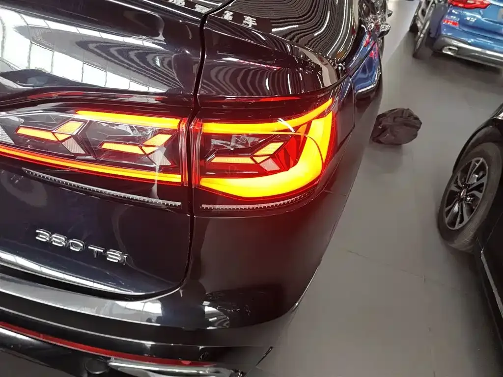 Volkswagen Tiguan X 2022 из CN, фото 6