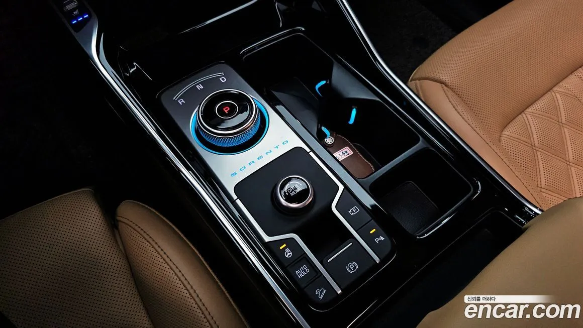 Kia Sorento — фото 7