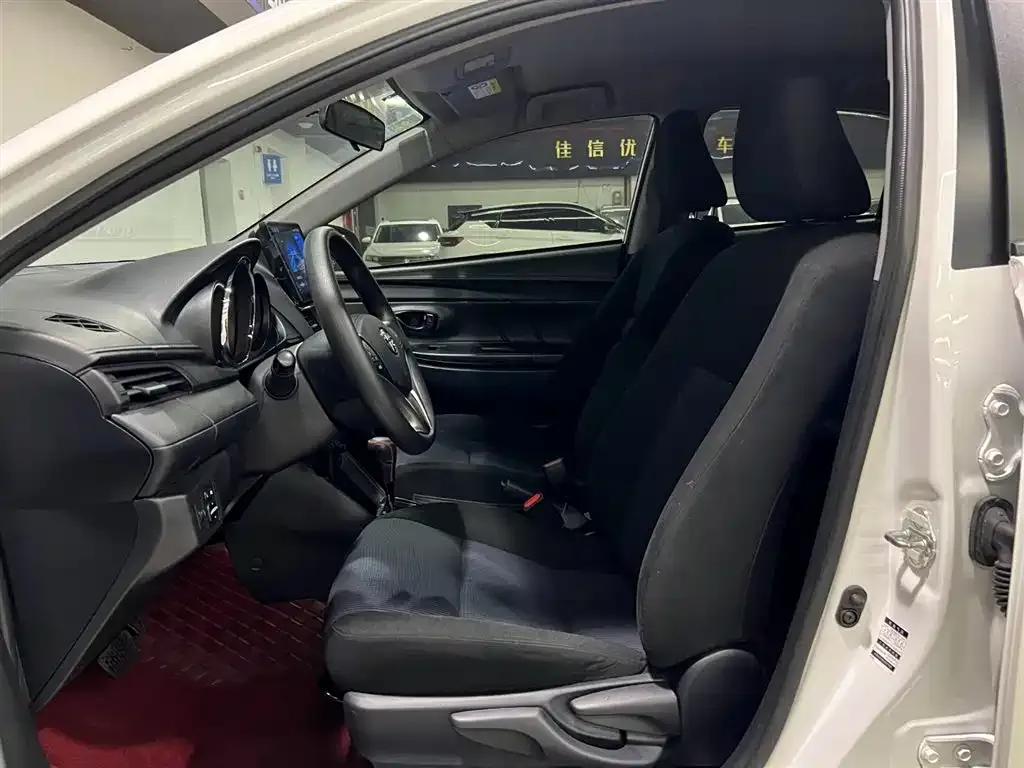 Toyota Yaris L 2022 из CN, фото 4