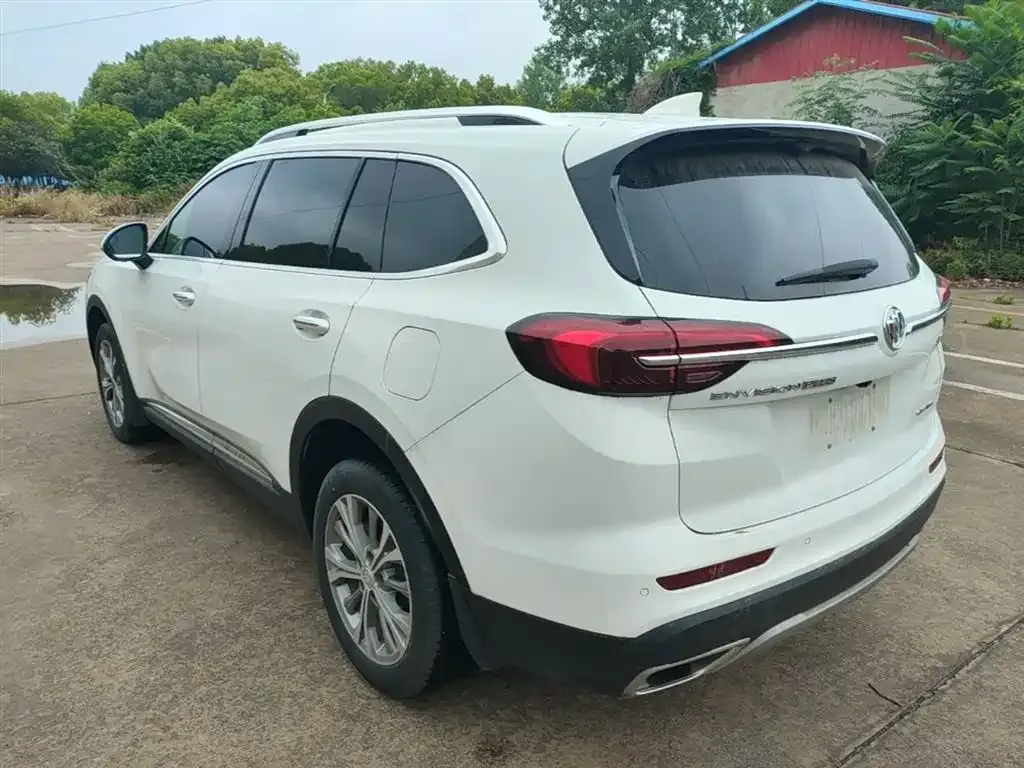 Buick Envision Plus — фото 5