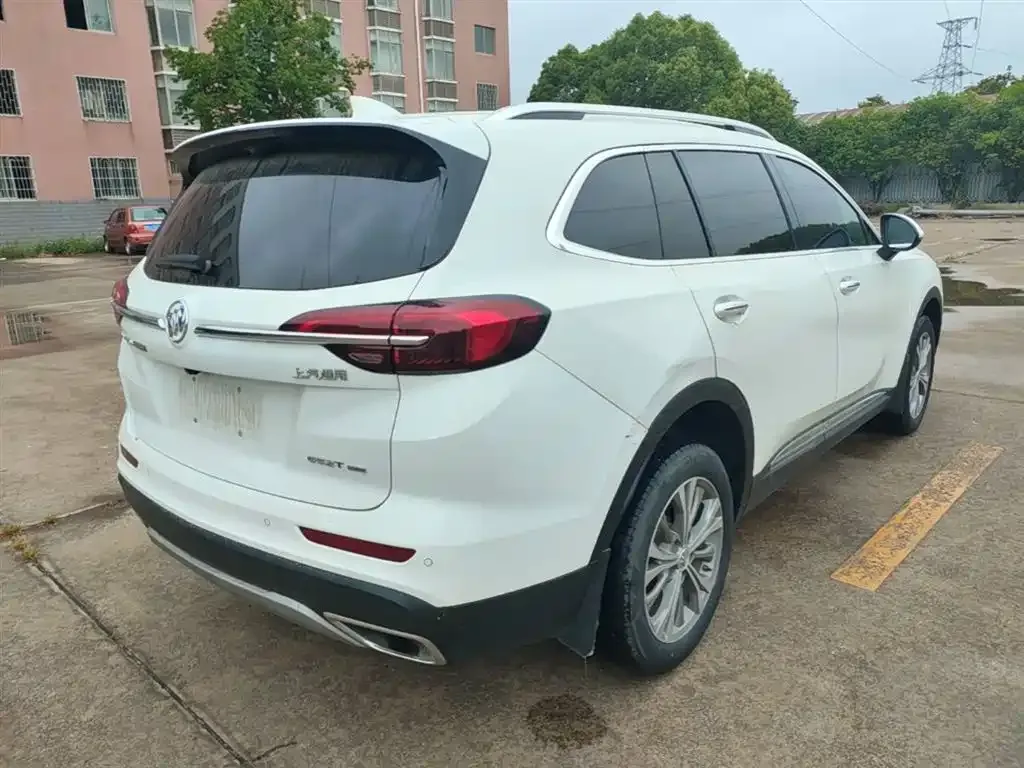 Buick Envision Plus — фото 8