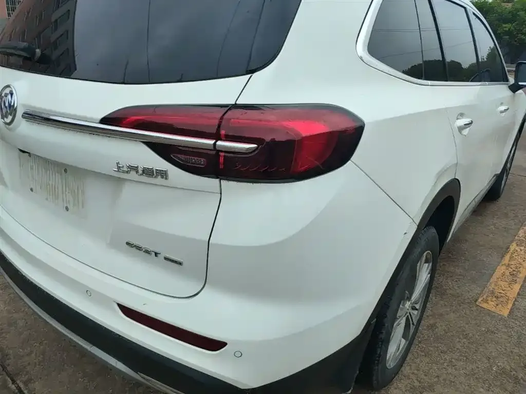 Buick Envision Plus — фото 2
