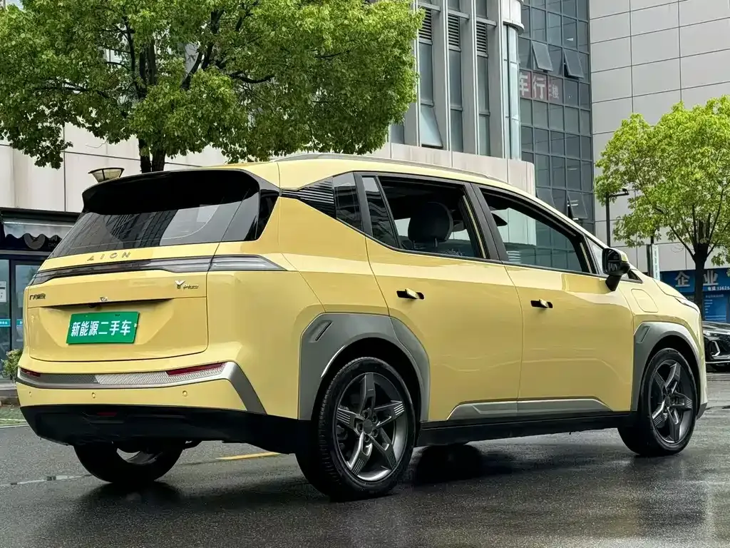 Aion Y — фото 6