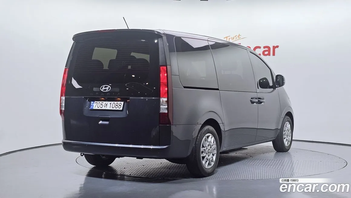 Hyundai Staria 2025 из KR, фото 3